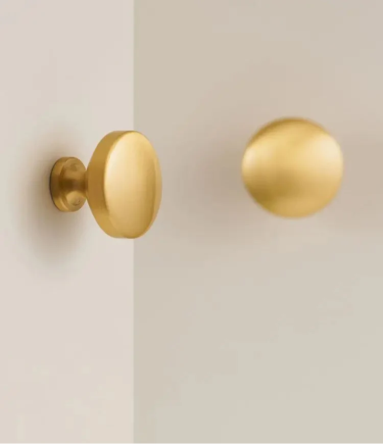Bouton de Meuble Classique en Laiton Or Brossé