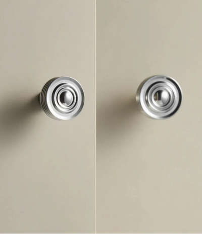 Bouton de Meuble Ancien en Laiton Finition Chrome