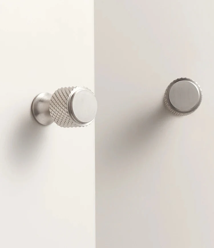Univers des Poignées Bouton de Meuble en Laiton Argenté