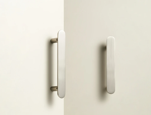 Poignée de Meuble en Laiton Gris Inox Design Original
