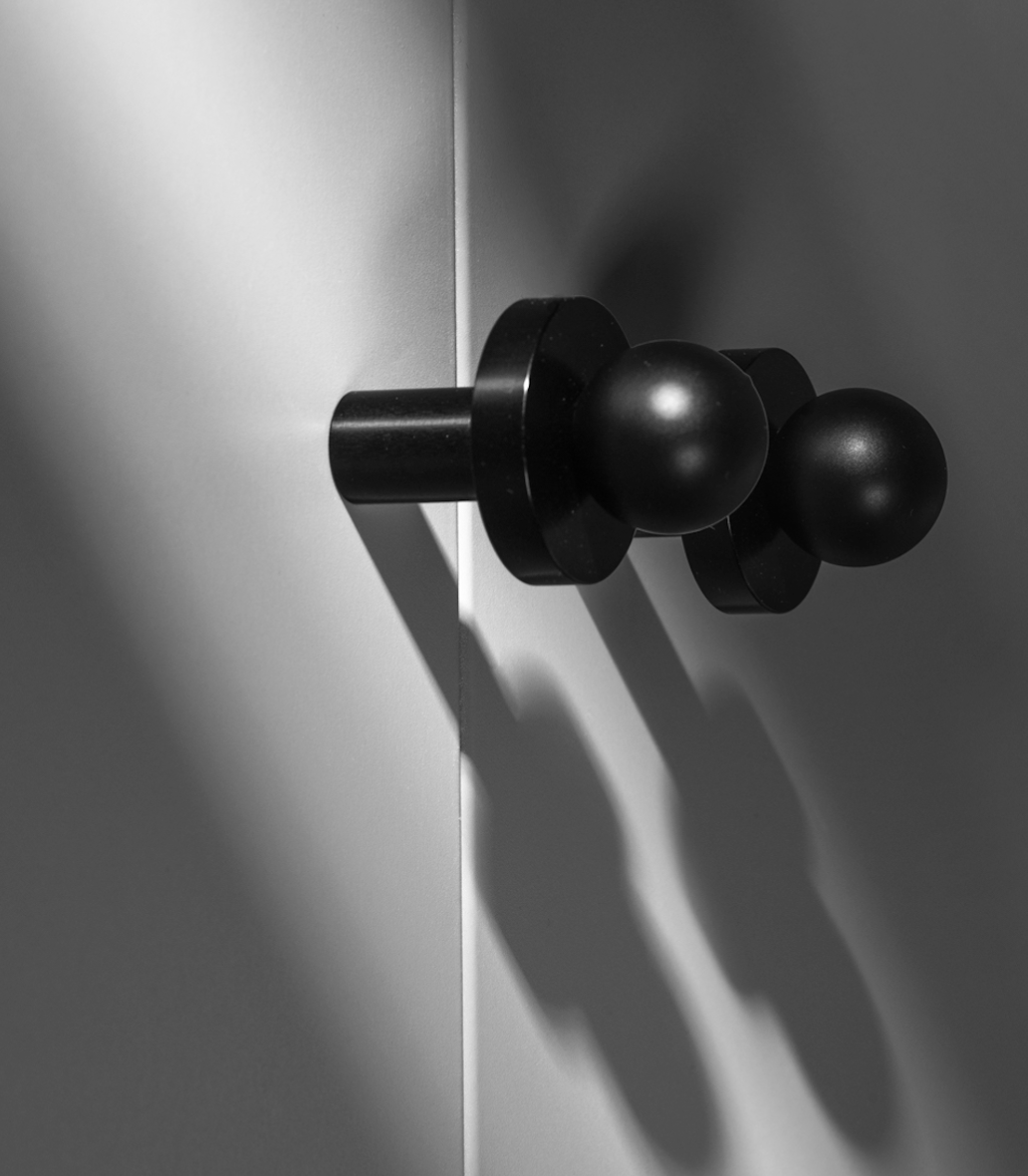 Bouton de Meuble Pola Noir Brossé