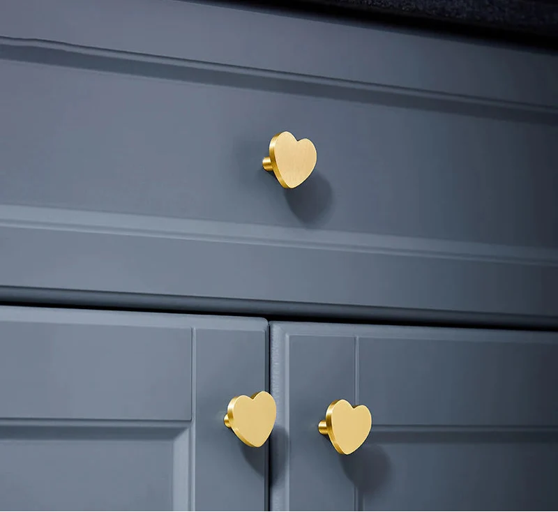Bouton de Meuble Cœur en Laiton Or Brossé