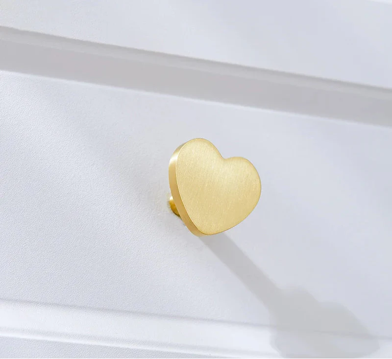 Bouton de Meuble Cœur en Laiton Or Brossé