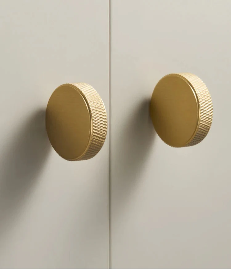 Bouton de Meuble en Laiton Or Brossé pour Armoires et Tiroirs