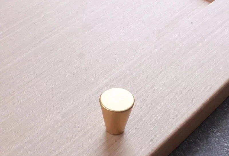 Bouton de Meuble Conique en Laiton Or Brossé