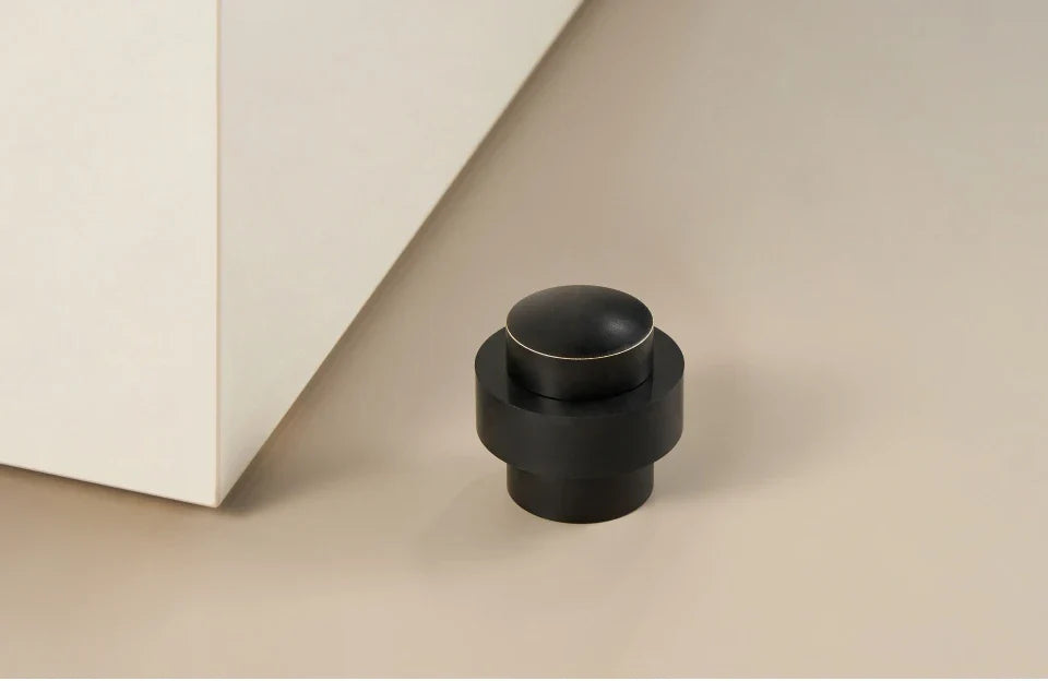 Butoir de Porte Classique Noir Brossé en Laiton