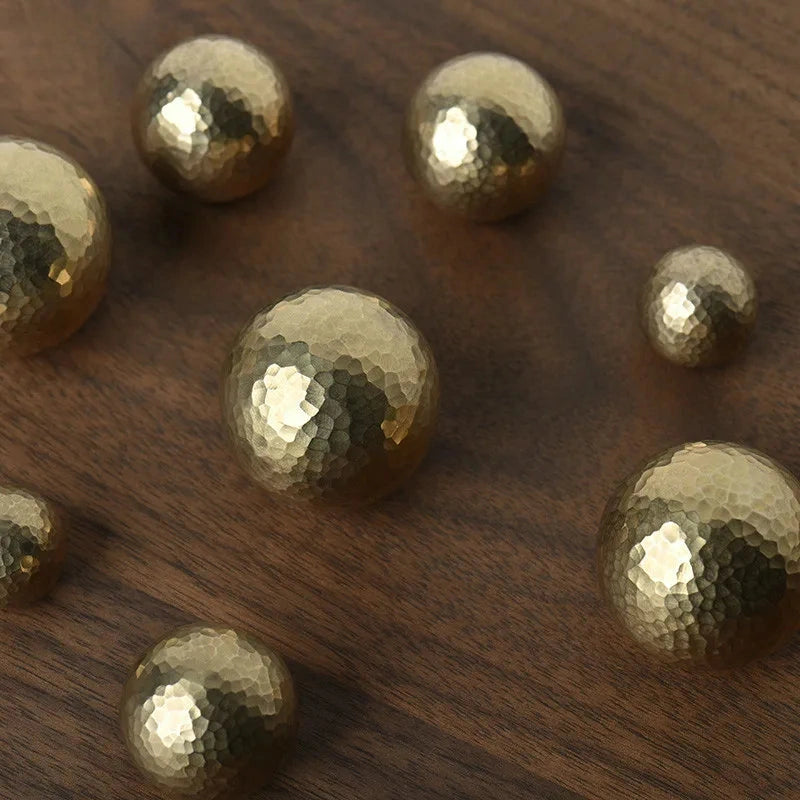Bouton de Meuble Boule en Laiton Martelé Doré, Diamètre 18, 25 ou 32 mm, vue 4