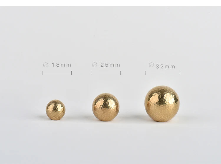 Bouton de Meuble Boule en Laiton Martelé Doré, Diamètre 18, 25 ou 32 mm