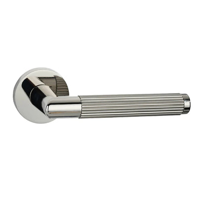 https://cdn.shopify.com/s/files/1/1012/9014/8165/files/POIGNEE_DE_PORTE_INTERIEURE.webp?v=1766157732