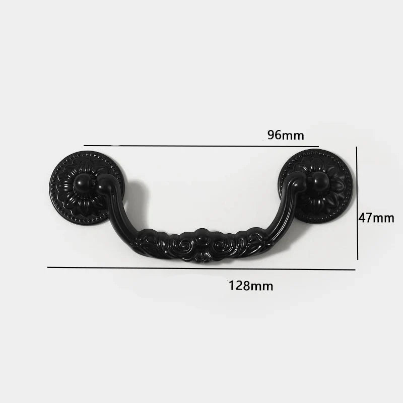Univers des Poignées Poignée de Meuble Vintage Laiton Noir 96mm
