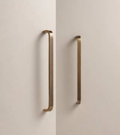 Poignée de Meuble Design Courbé en Laiton Bronze Brossé