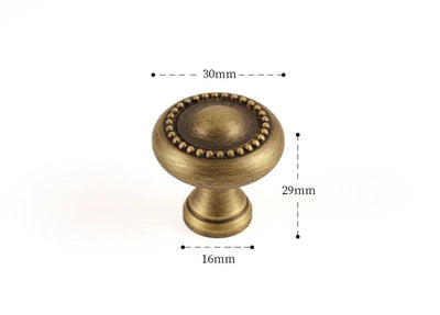 Poignée de Meuble Ancienne Effet Bronze en Laiton Patiné