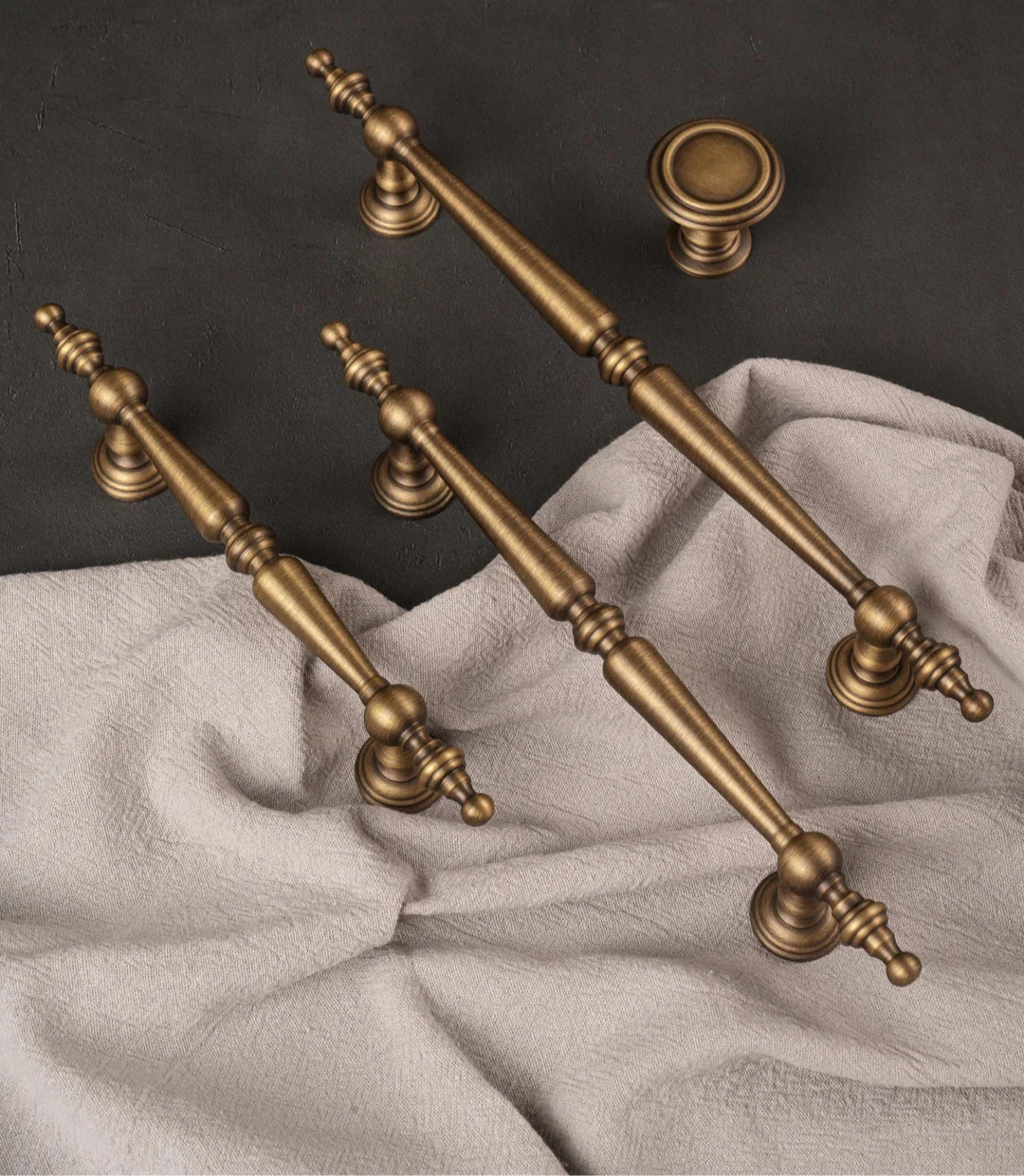 Poignée de Meuble Antique Bronze Brossé en Laiton Massif