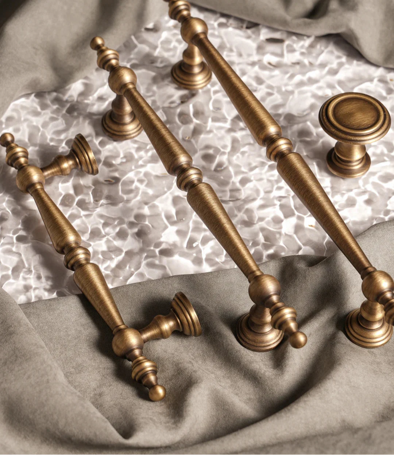 Poignée de Meuble Antique Bronze Brossé en Laiton Massif
