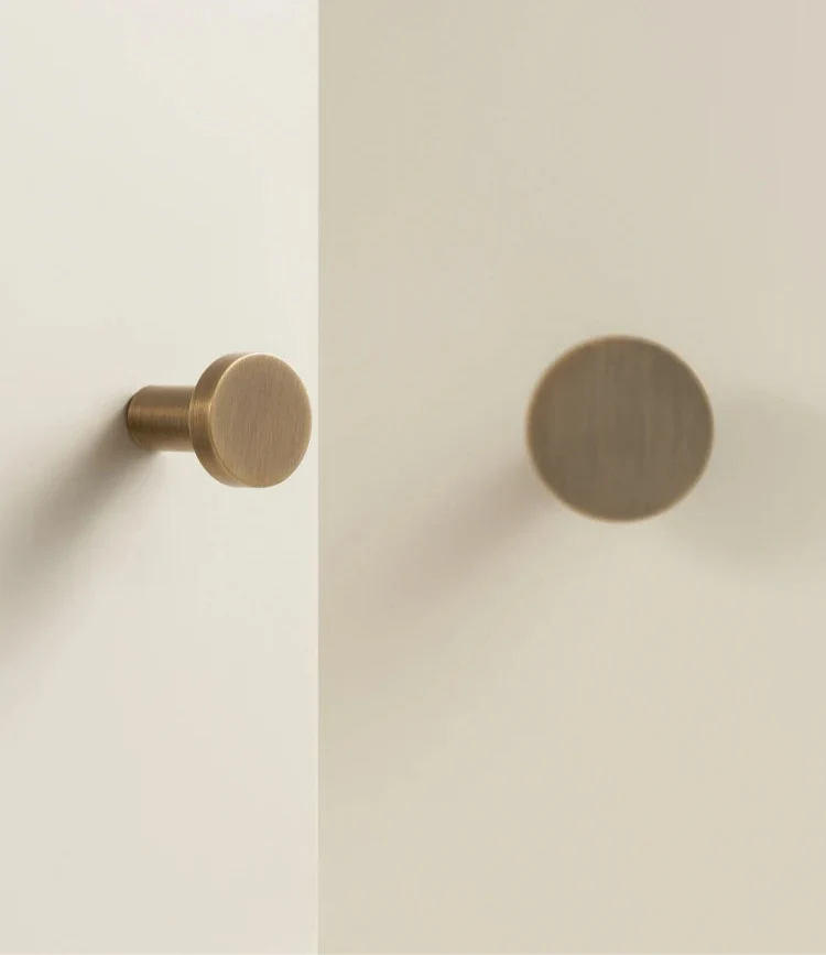 Poignée de Meuble Ultra Plate en Laiton, Bronze Brossé