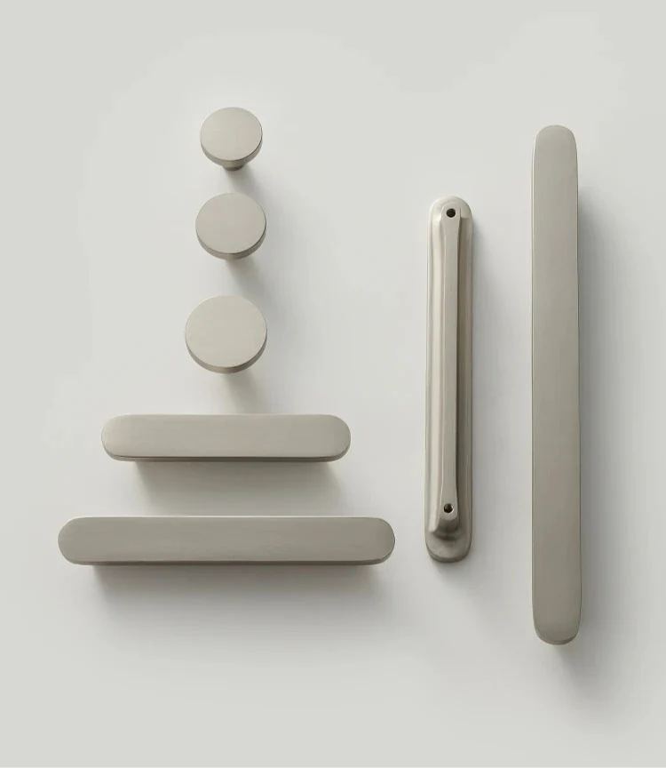 Poignée de Meuble Ultra Plate Argentée