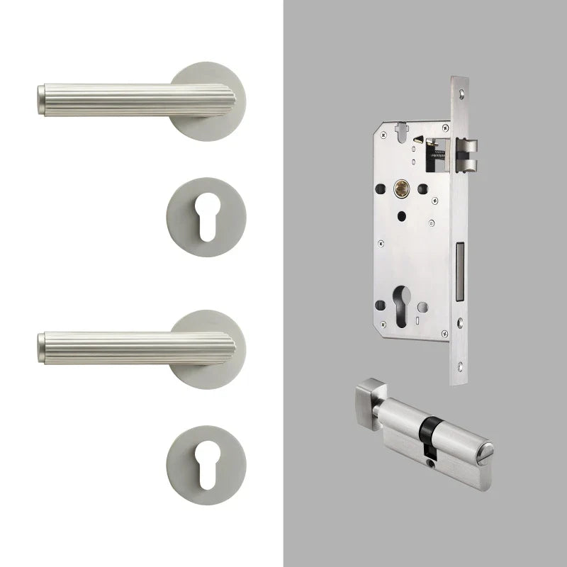 Poignée de Porte Intérieure Striée en Laiton, avec ou sans Serrure, vue 16