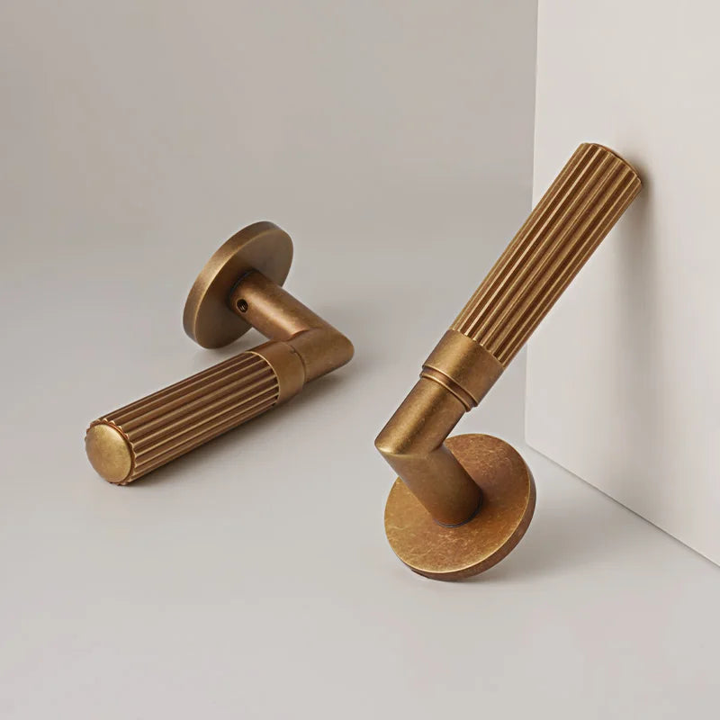 Poignée de porte rainurée en laiton bronze doré – Style rétro sans serrure avec rosaces trou de clé