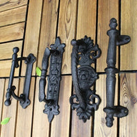 Poignée de Porte Ancienne en Fonte Noire, 7 Modèles dont un Heurtoir, vue 2