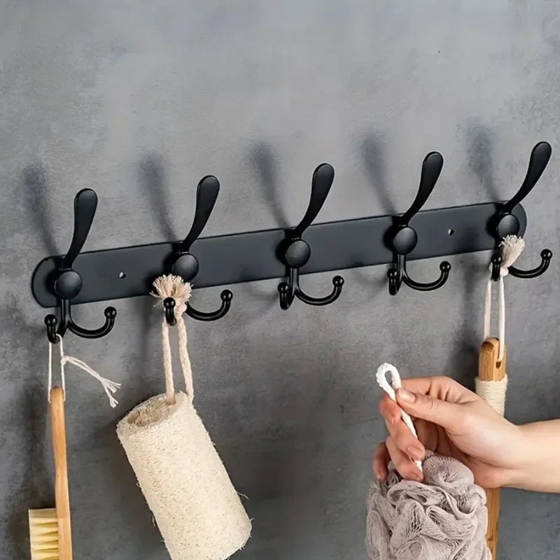 Patère murale à 5 triples crochets en inox noir, barre de 40 cm, vue 2
