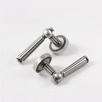 Poignée de Porte Laiton Argent Antique, Béquille Cannelée, sans Serrure, vue 2
