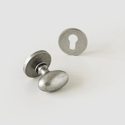Poignée de porte rétro ovale en laiton vieilli – Finition argent avec rosaces trou de clé