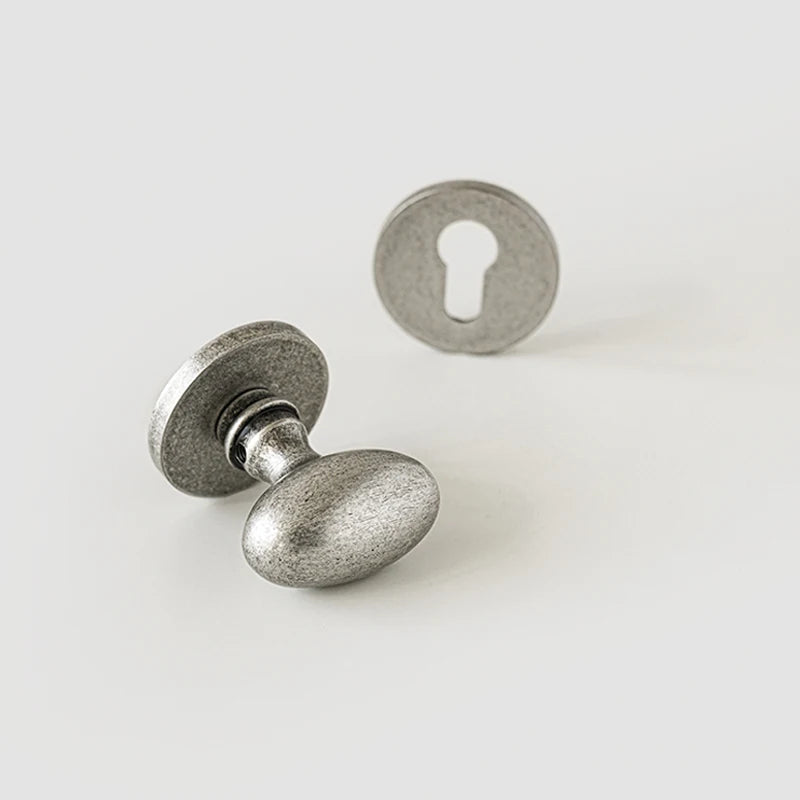 Poignée de porte rétro ovale en laiton vieilli – Finition argent avec rosaces trou de clé