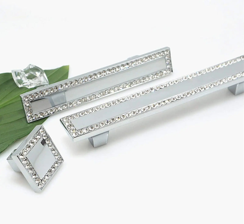 Poignée de Meuble Chromée à Strass, Entraxe 64 ou 96 mm, vue 2