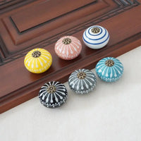 Bouton de Meuble Rond en Céramique Peinte, Motif Rayonnant, Six Couleurs, vue 2