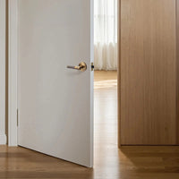 Poignée de Porte Moletée à Clé Intégrée sur Rosace Ronde, 4 Finitions, vue 7