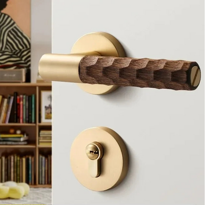 Poignée de porte en bois avec serrure – Bois martelé doré luxe