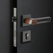 Poignée de Porte Noire à Béquille Ajourée sur Rosace Carrée, avec Clé