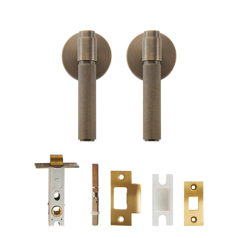 Poignée de porte bronze rainurée – passage vintage, laiton massif