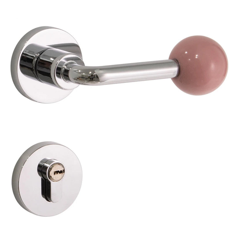 poignée de porte porcelaine rose – design moderne chromé pour chambre intérieure