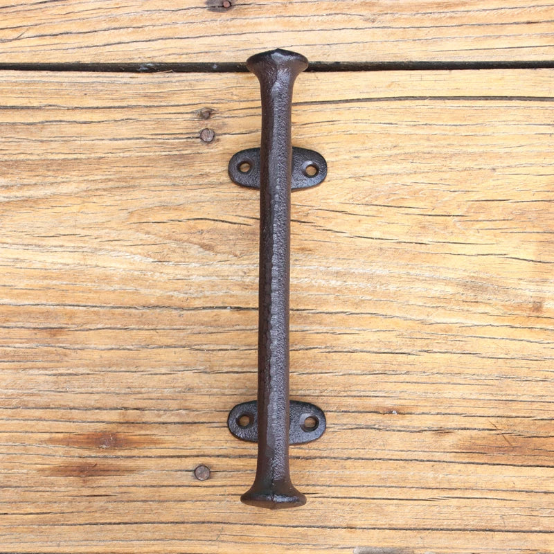 Poignée de Tirage en Fonte Aspect Rouille pour Porte de Grange, vue 4