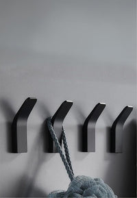 Patère Murale Design Crochet Relevé en Aluminium Noir, vue 2