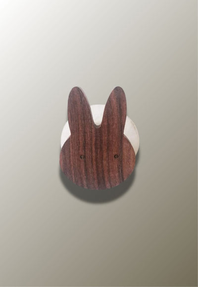 Patère Murale Lapin en Bois de Noyer pour Chambre d'Enfant