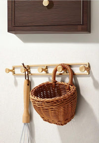 Porte-Manteau Mural Doré, Barre Ajourée à 5 Crochets Boutons, vue 2