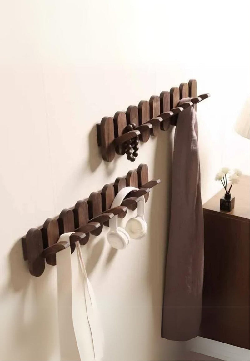 Porte-Manteau Mural en Bois Foncé, 5 Crochets Rabattables, Lames Arrondies, 37 cm, vue 2